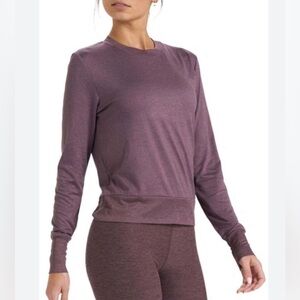 Vuori daydream crew long sleeve top, smoked plum purple heather women’s xs